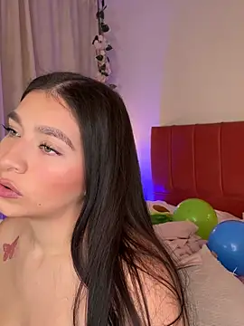 Caandace online show from April 9, 7:41 pm