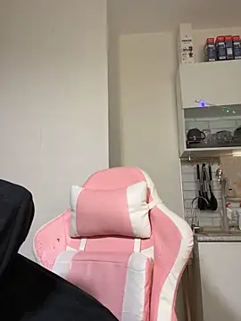 soft focus online show from March 19, 4:50 am