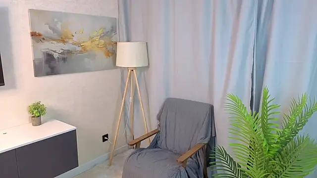 AnishaViens online show from March 2, 7:15 am