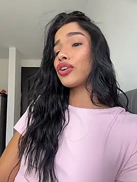 Bella Smithe online show from July 9, 6:21 pm