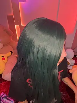 Taylor  0 online show from April 1, 1:12 pm