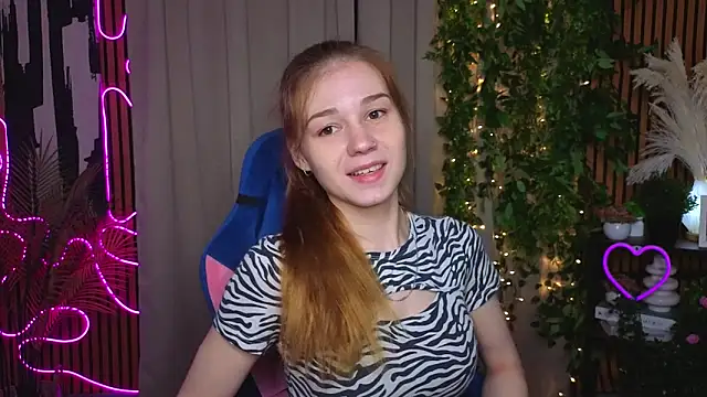 AmyLindsey online show from March 24, 7:36 am