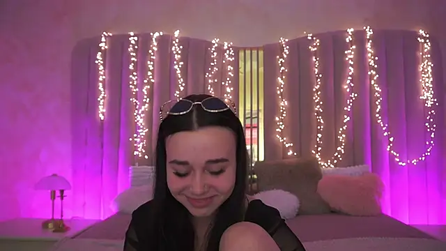 TorrySrar online show from March 25, 8:45 pm