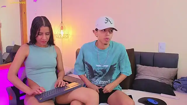 Morgan alice online show from March 18, 8:25 pm