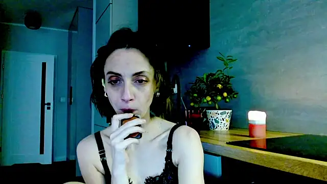 misssweet online show from May 16, 1:30 am