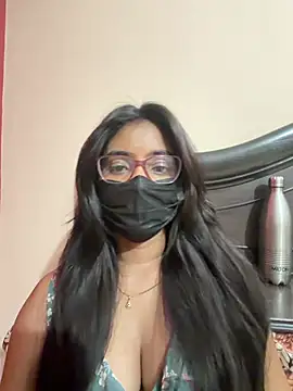 nikki catz online show from July 6, 4:42 pm