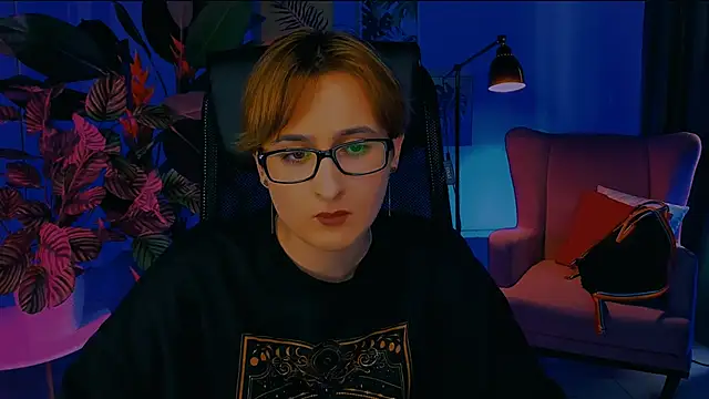 LixeLuna online show from April 1, 6:47 am