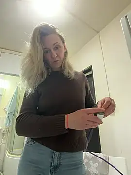 Secret Ladyx online show from April 21, 8:21 am