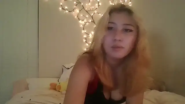 Silverbabyyy2007 online show from June 6, 2:18 am
