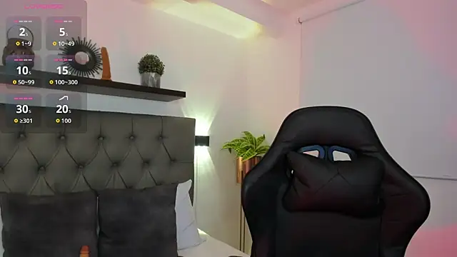 bella dork online show from June 19, 2:27 am