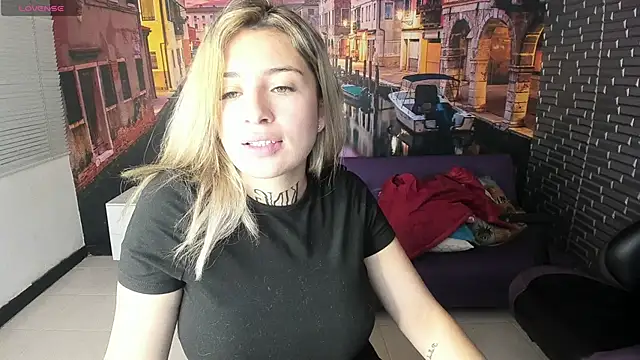 Tamaraa velez online show from April 17, 10:01 pm