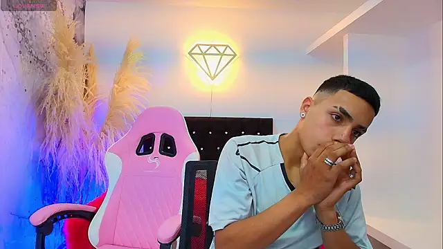 Ariatna Andy online show from March 28, 8:41 pm