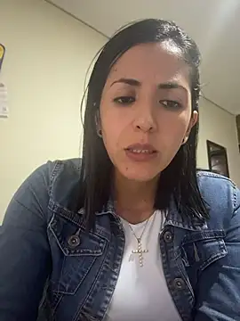 SamanthaWalker  online show from June 15, 2:12 am