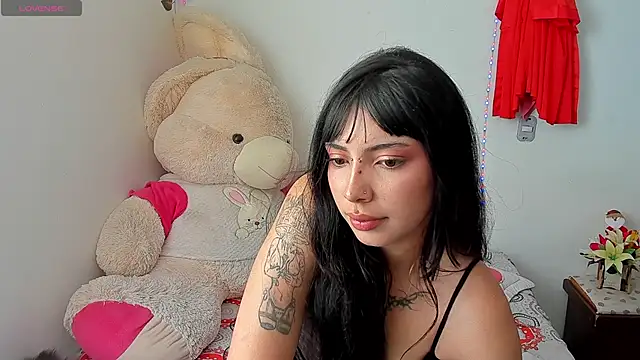 baddest cat online show from June 4, 8:02 pm