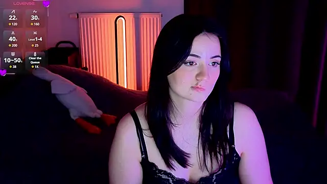 missy3kissy online show from April 24, 8:33 pm