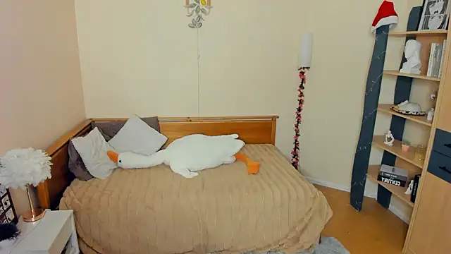 LynnCiprian online show from March 13, 7:26 pm