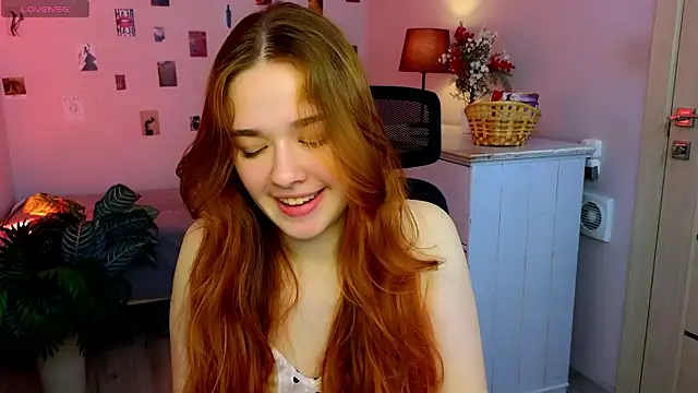 TiffanyVex online show from March 23, 3:18 pm