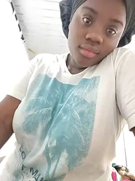 YourLiaa  online show from April 28, 6:06 am