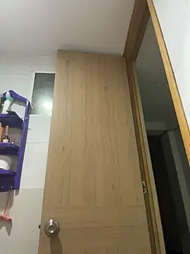 leilani X online show from March 17, 12:03 am