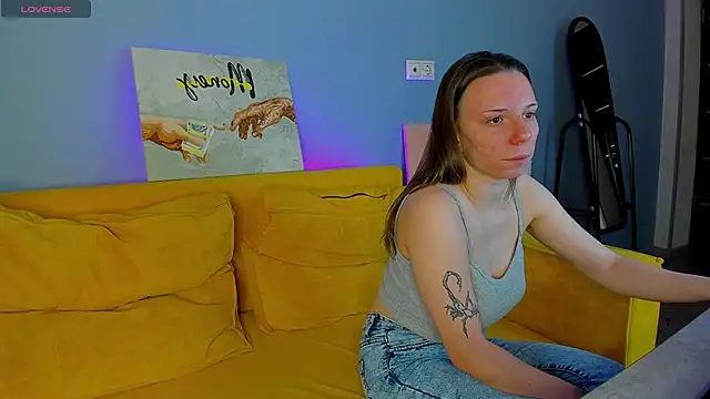 Lina Smilee online show from March 10, 3:10 am