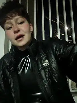 yuya style online show from April 22, 3:03 am