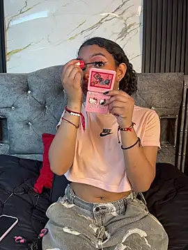 Bunny fire online show from April 7, 7:16 pm