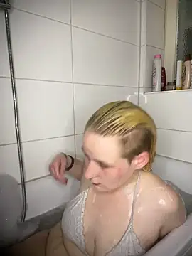 HotPurpleHaze online show from March 12, 11:07 pm