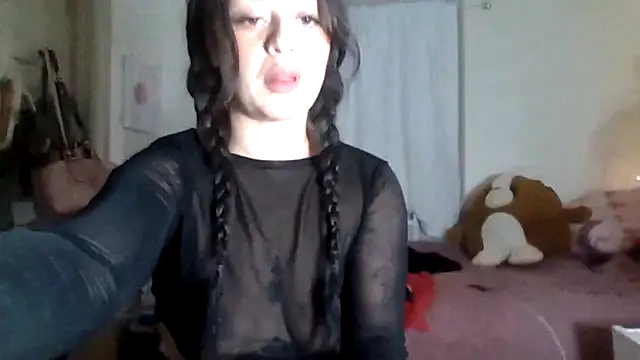 mariaxlovee online show from May 19, 3:57 am