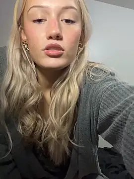 kaci brooke online show from March 9, 2:04 am