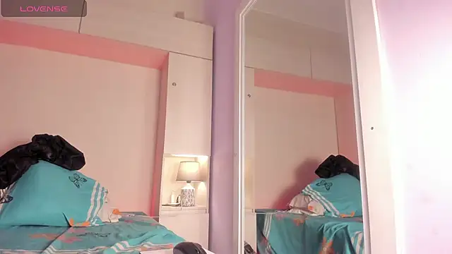 AvaJamess online show from April 29, 8:03 pm