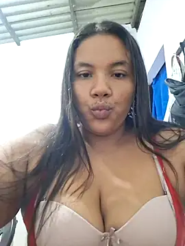 monicarokaforte online show from July 4, 2:51 am