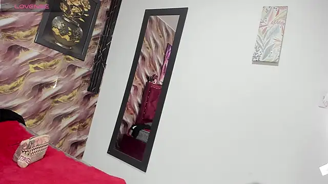 Lunaawhitee online show from April 28, 3:10 am