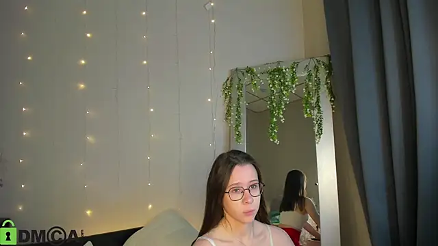 Aurora Temptia online show from May 11, 12:46 am