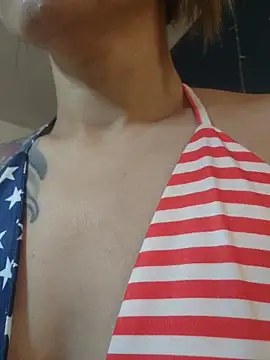 NicolePearl online show from April 11, 1:12 am