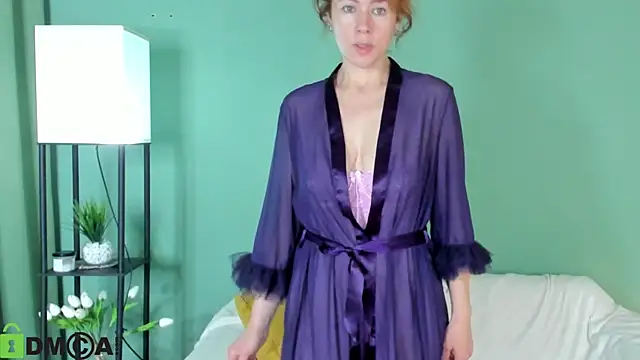 LeticiaRomano online show from July 12, 4:13 am