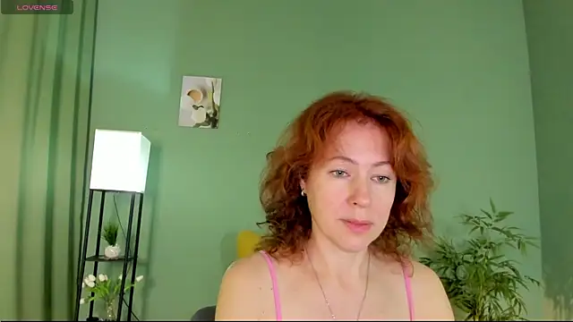 LeticiaRomano online show from July 4, 4:08 am