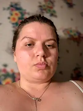 Nenssy555 online show from May 12, 7:31 pm