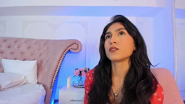 LucianaBlanco  online show from March 30, 8:52 pm