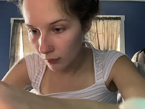 urfavgamergurl online show from June 27, 3:40 pm