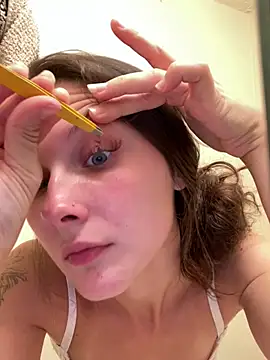 urfavgamergurl online show from July 28, 9:03 pm
