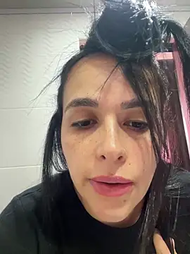 leila moretti online show from March 27, 5:24 pm