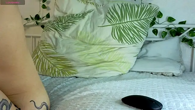 YourScarlettStorm online show from May 21, 3:54 pm