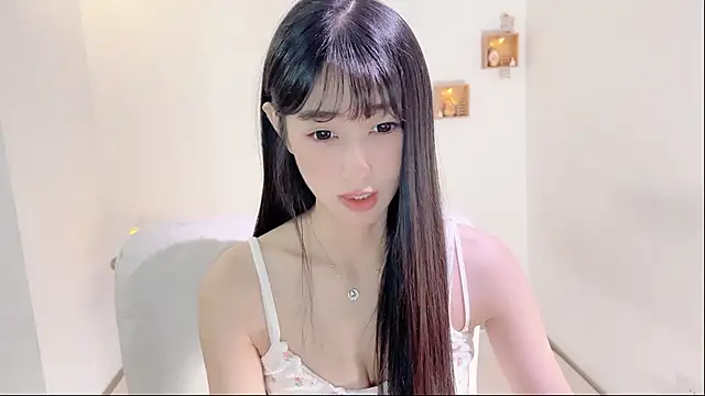 xiaooyee online show from July 7, 2:42 pm