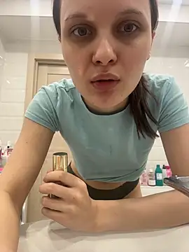 misstinamurr online show from March 15, 10:06 am