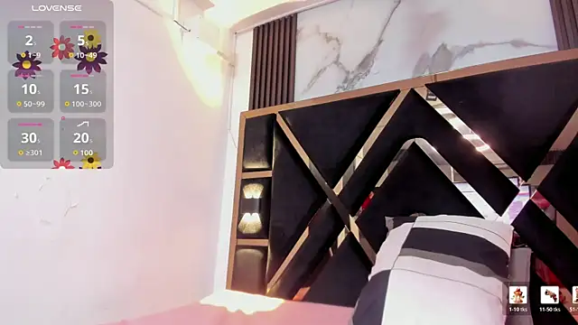 dajacatt online show from April 29, 6:46 pm