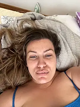 SweetCurvess online show from May 14, 8:09 am