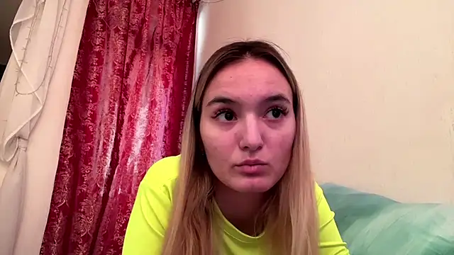 ReathaKiss online show from May 12, 3:08 pm