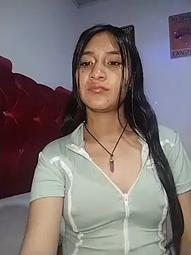 KarolaMendez online show from July 25, 1:12 am