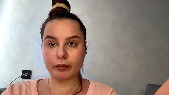 Ellaizatelly online show from March 22, 11:27 am