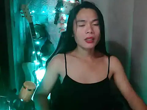 small 13 online show from April 7, 8:11 pm